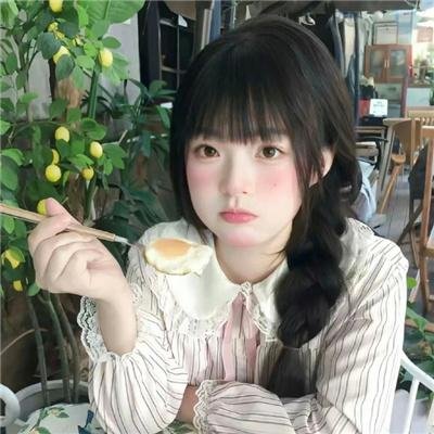 红发女郎 封面